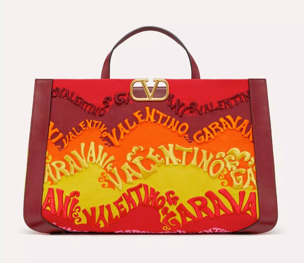 6 Must Have Valentino Garavani Tote Bags