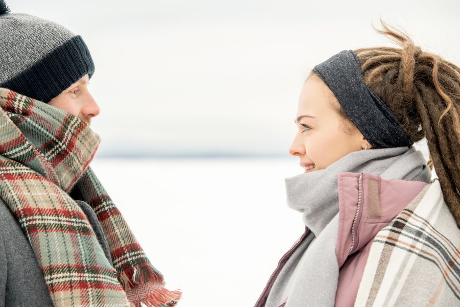 Wool Scarves for Sensitive Skin: Wool vs Cashmere in 2026