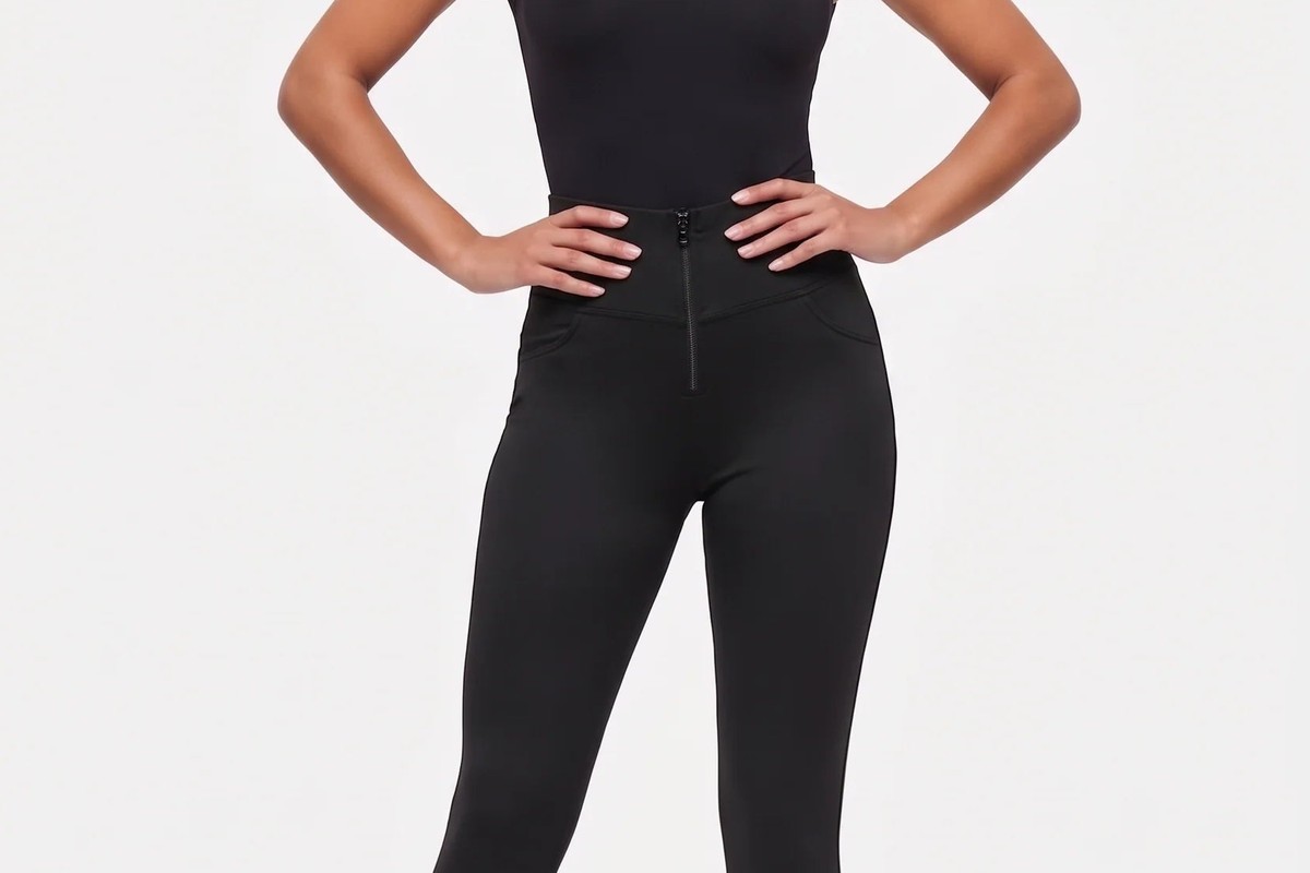 Freddy black high-waisted capri trousers