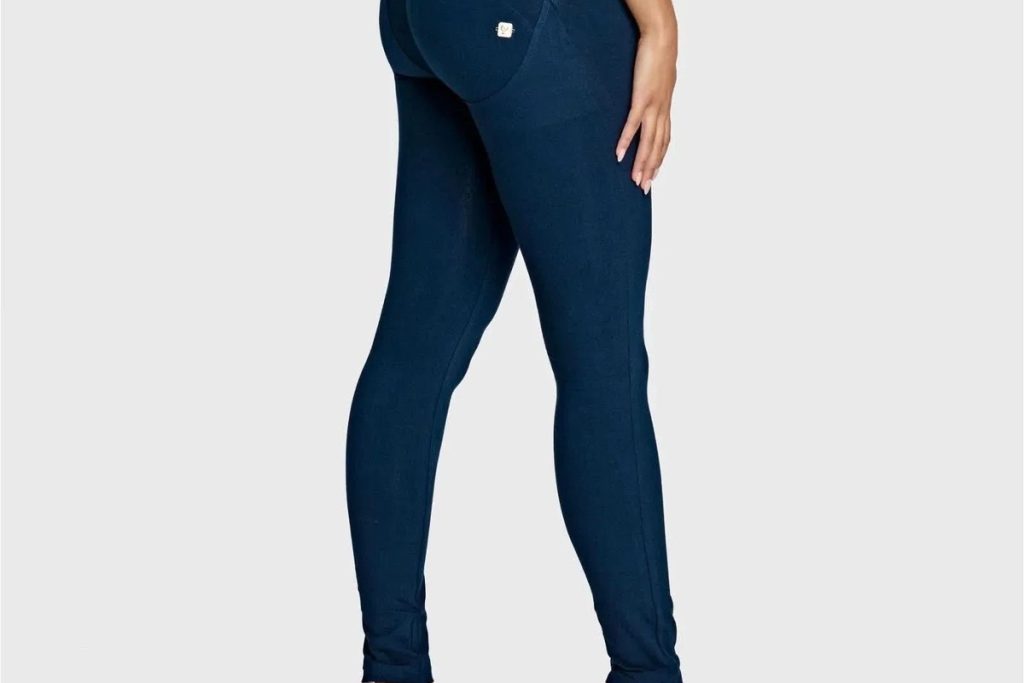 One Pair, Three Stops: The Travel-Day Trouser Test