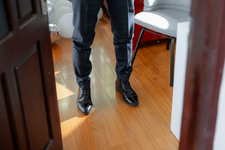 How to Choose Winter Boots for Ili Conditions